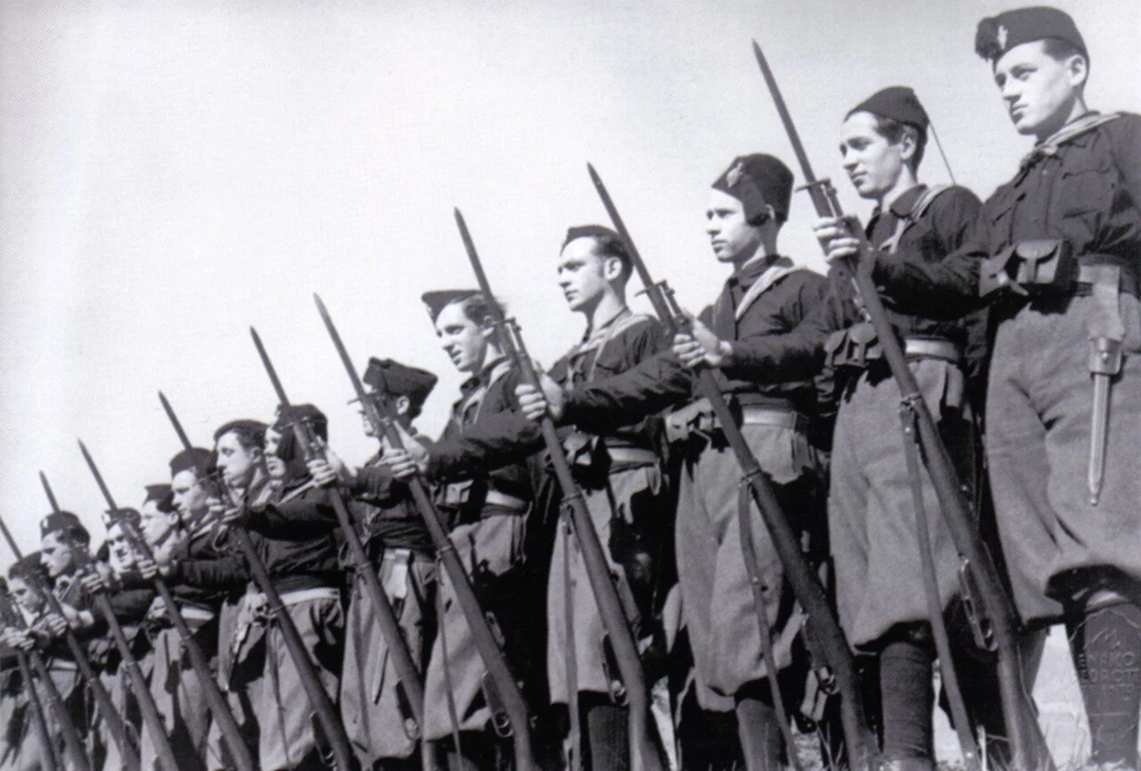 Camicie Nere at attention (1936).