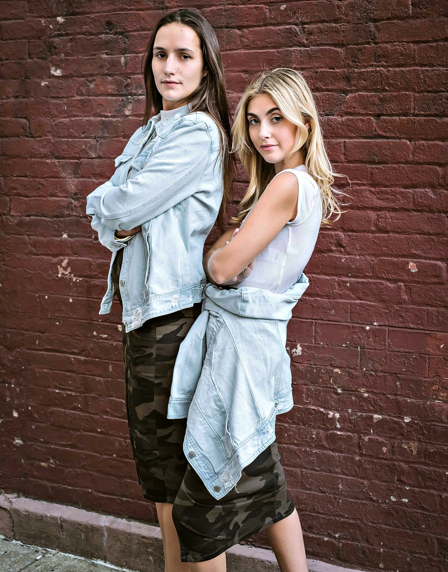 SOPHIE AND CHARLOTTE BICKLEY YIN 2MY YANG SISTER FASHION BLOGGERS NY & CO 1SOPHIE BICKLEY YIN 2MY YANG SISTER FASHION BLOGGERS NY & CO