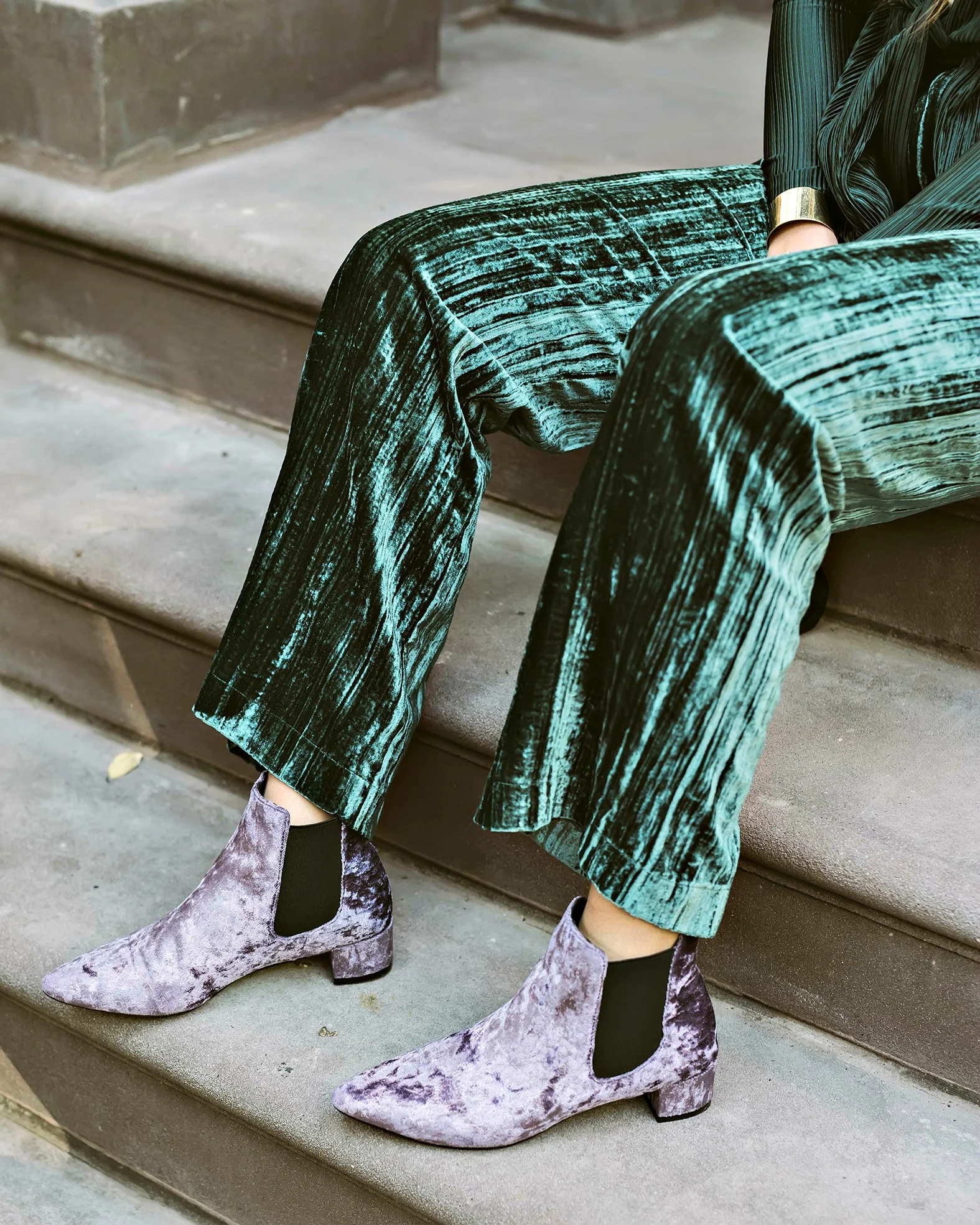 SOPHIE BICKLEY YIN 2MY YANG SISTER FASHION BLOGGERS VELVET LOOK