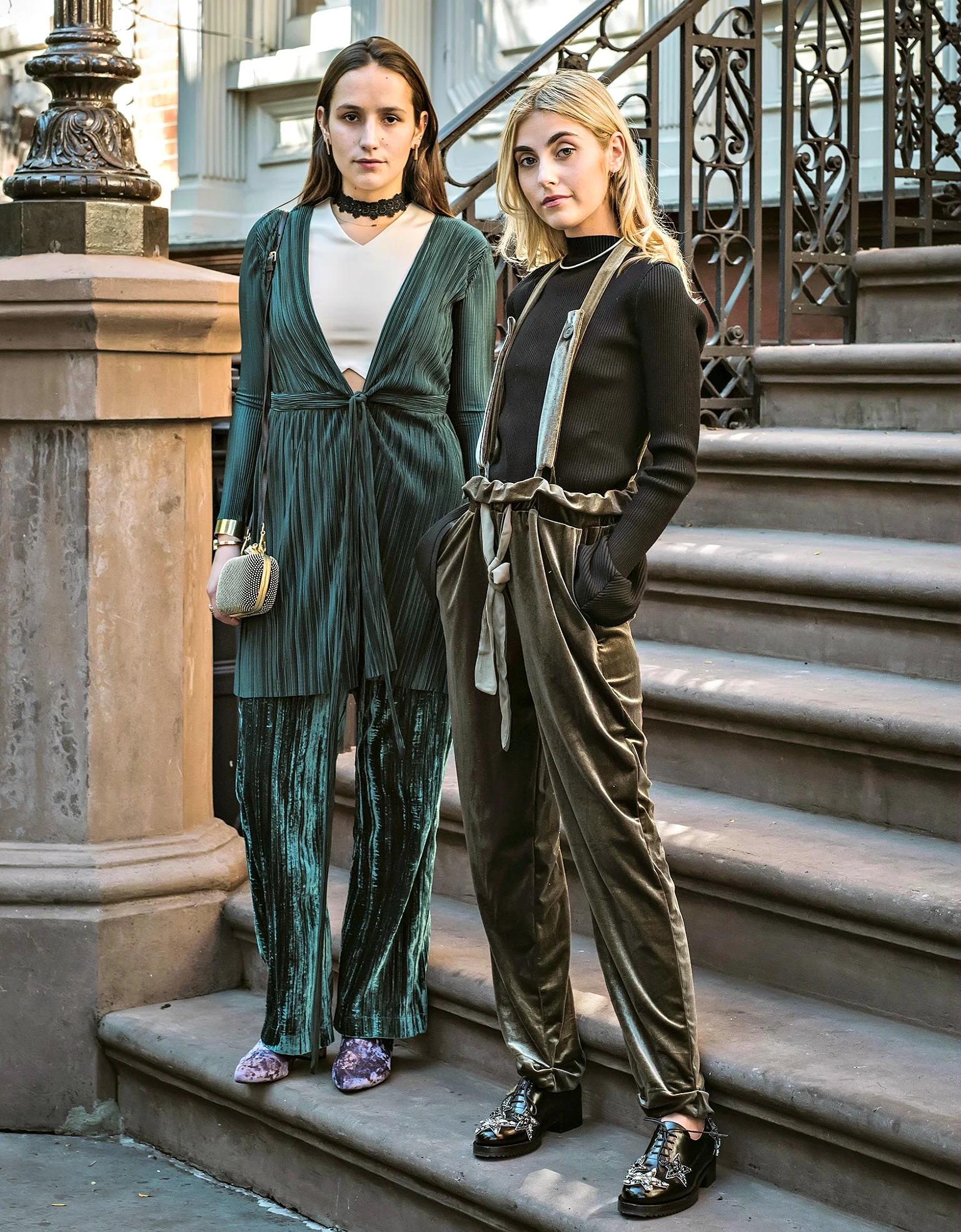 SOPHIE AND CHARLOTTE BICKLEY YIN 2MY YANG SISTER FASHION BLOGGERS VELVET LOOK