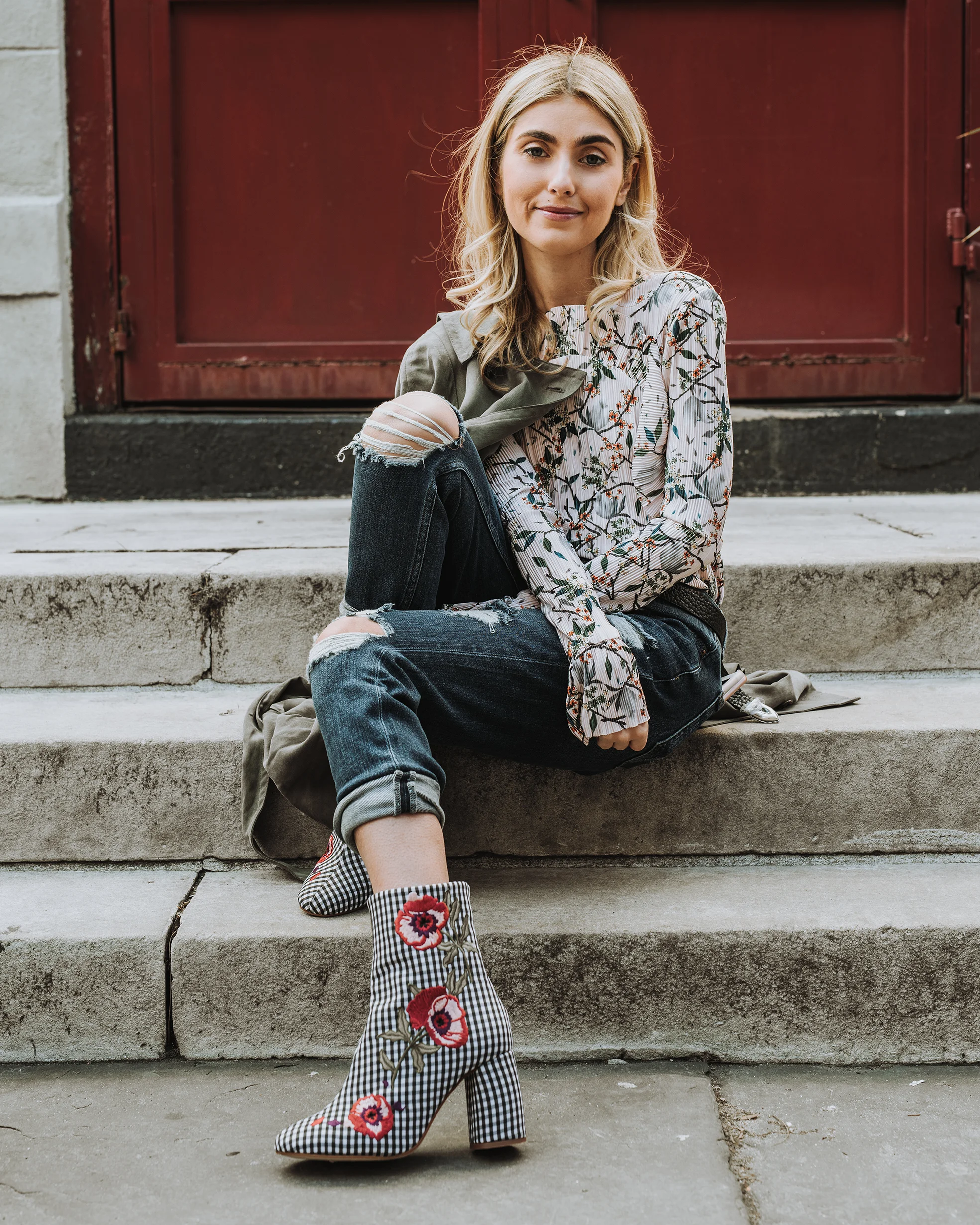 CHARLOTTE BICKLEY YIN 2MY YANG SISTER FASHION BLOGGERS TOPSHOP DENIM POST