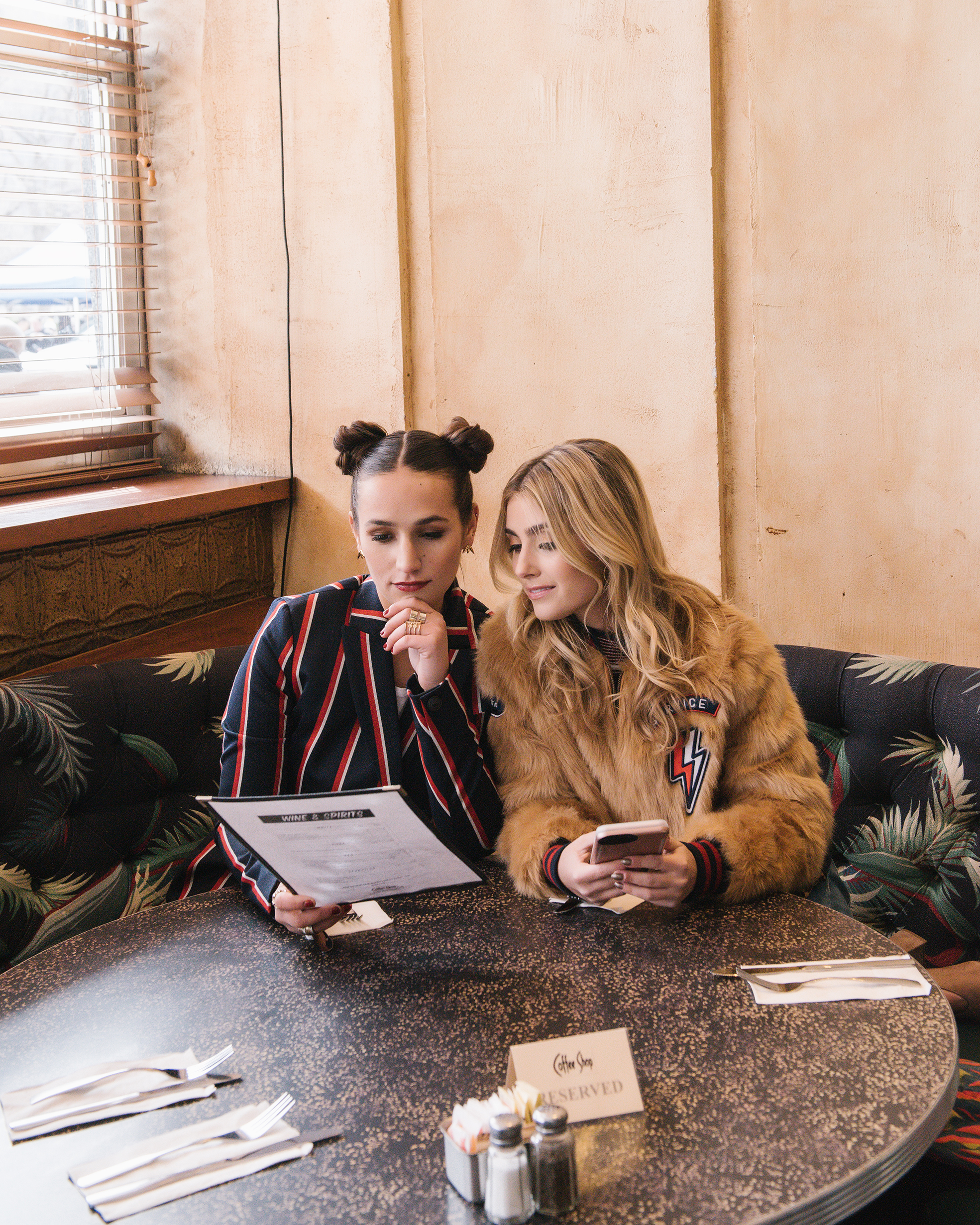 SOPHIE AND CHARLOTTE BICKLEY FASHION BLOGGER SISTERS NYC MODERN AMERICANA TREND FOR SHOPBOP POST