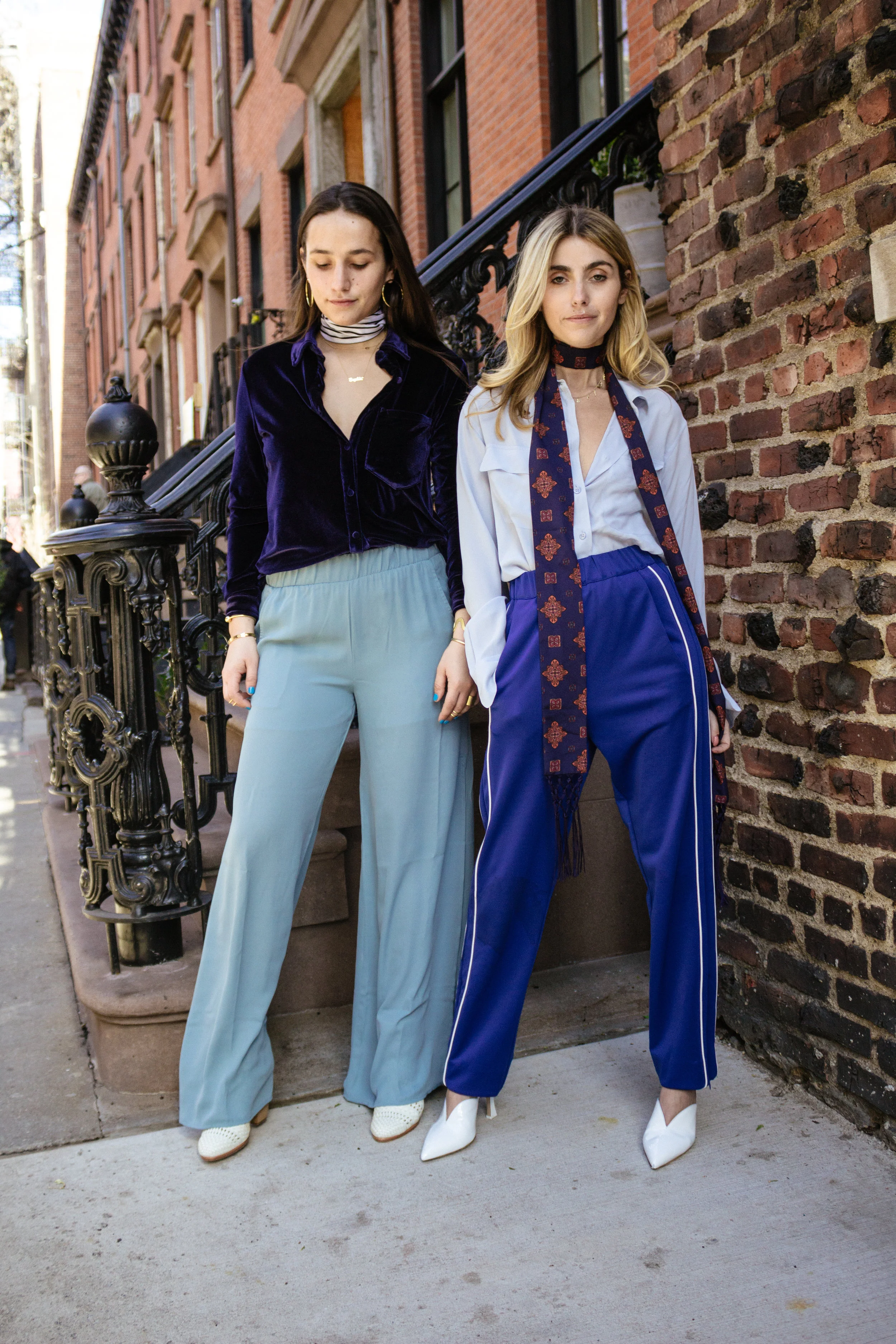 SOPHIE & CHARLOTTE BICKLEY YIN 2MY YANG SISTER FASHION BLOG NYC SHADES OF BLUE POST