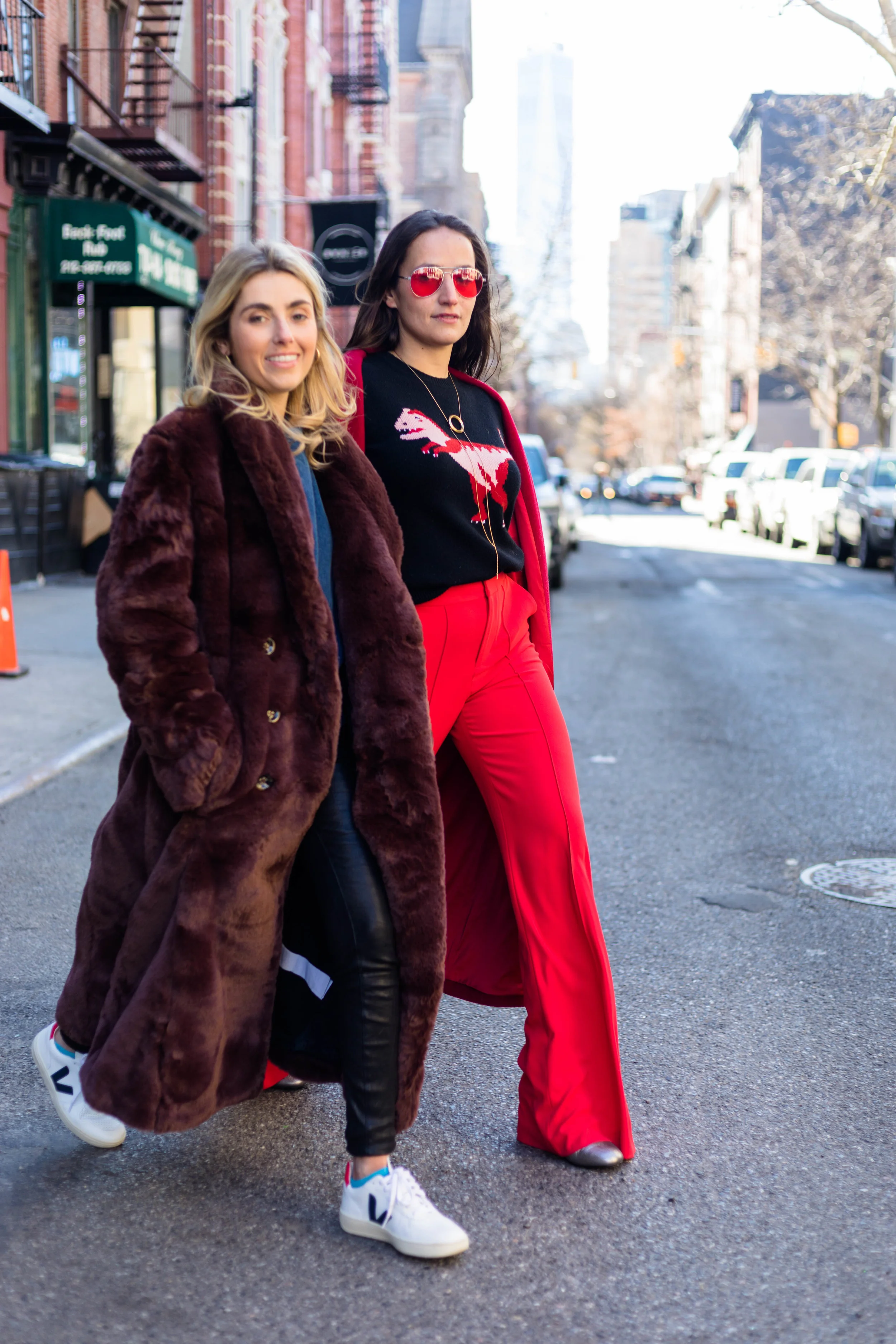 YIN 2MY YANG SOPHIE & CHARLOTTE BICKLEY BLOGGER SISTERS NYC LONG JACKET POST JANUARY 2018