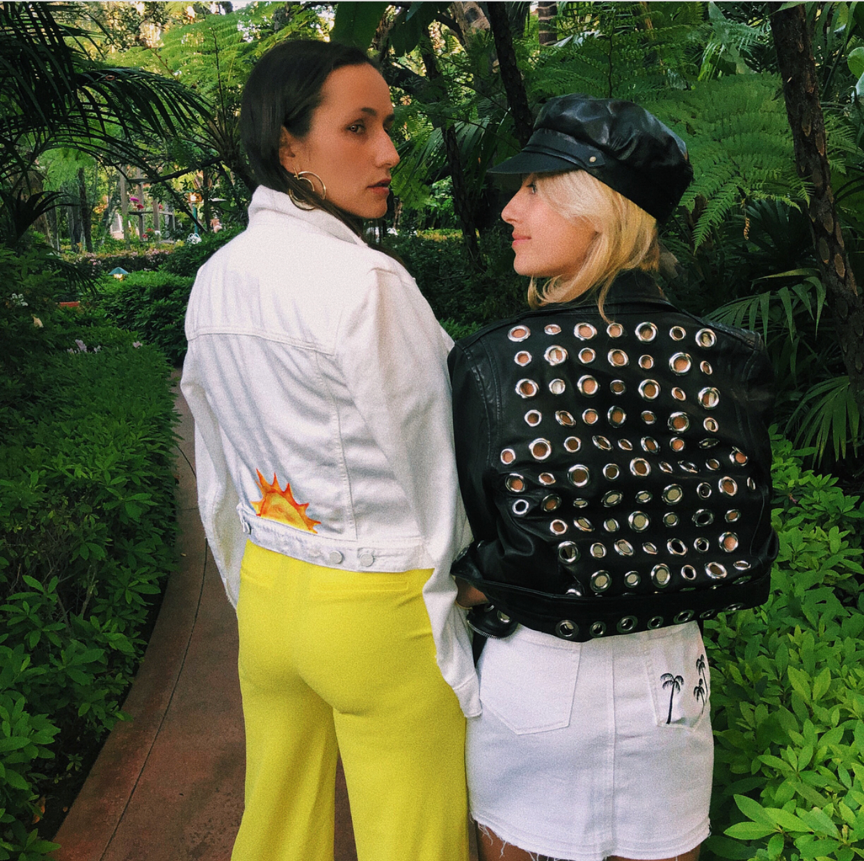 YIN 2MY YANG SOPHIE & CHARLOTTE BICKLEY SISTER NYC BLOGGERS CALIFORNIA APRIL 2018