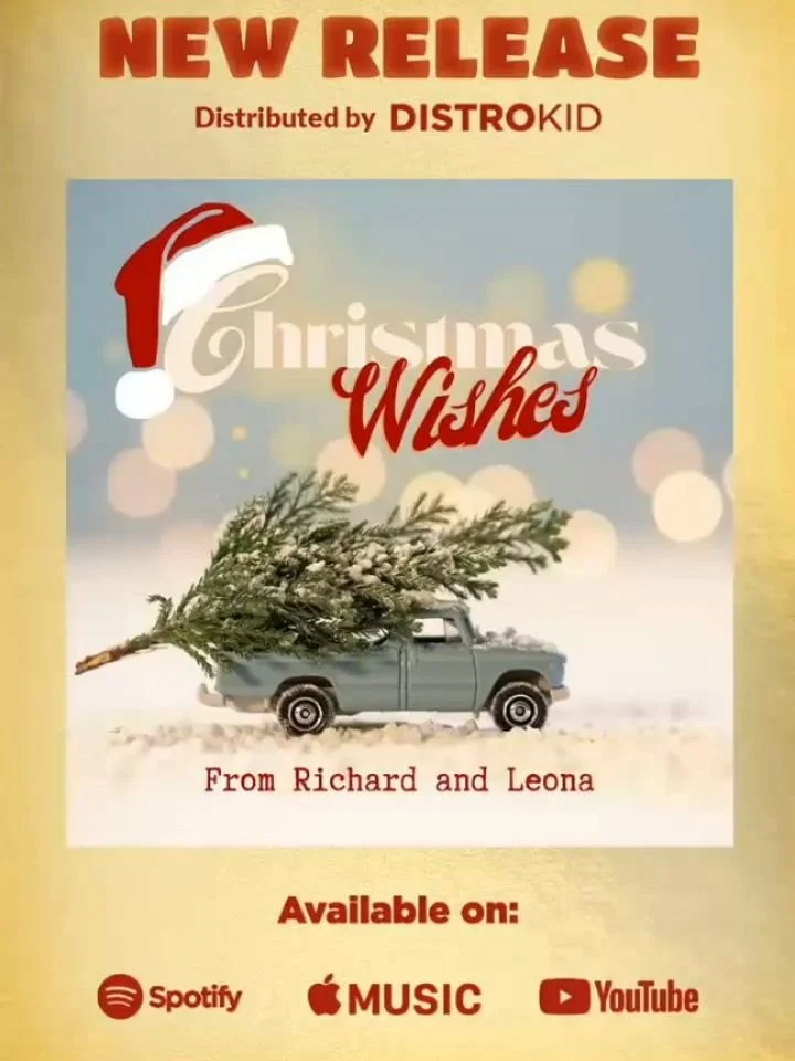 Have you got to listen to our NEW Christmas songs yet?✋👂🎶🎻🎄✨

Richard and I have worked on several Christmas songs for performances but it was super difficult to choose which songs to record... because there're so many great Christmas songs out t