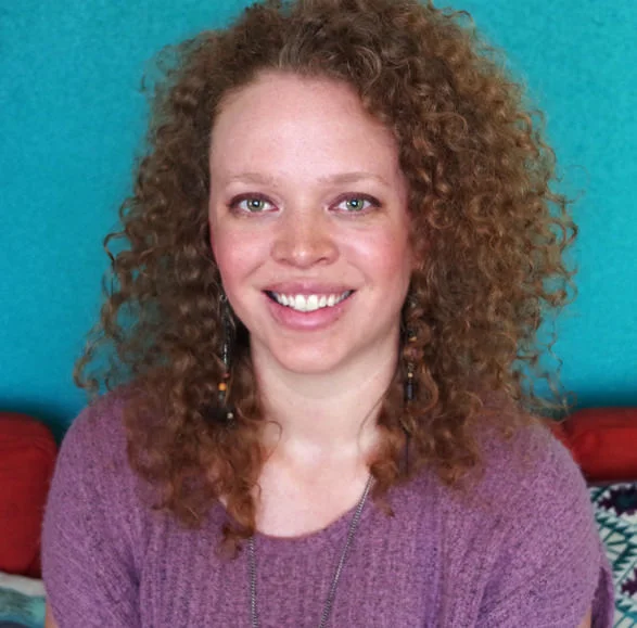 I'm Jena- mojo maker, lioness, mama, intuitive, here to help you discover and trust your own inner wisdom on your path to fulfillment and freedom!
