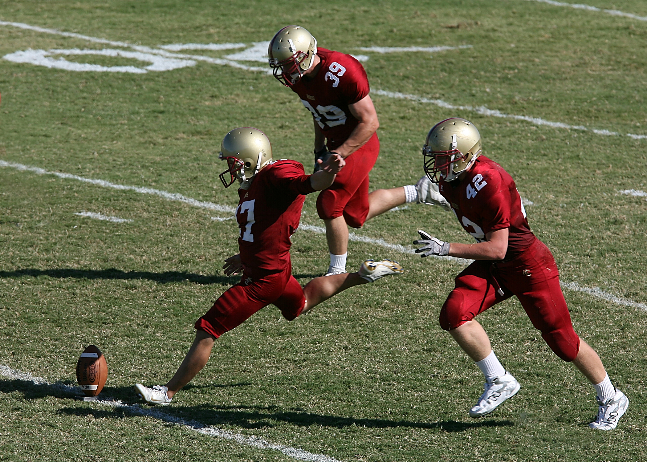 Former Southern California kicker sues school over expulsion based on domestic abuse claim