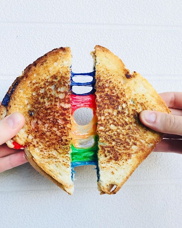 Happy Friday! Dreaming of rainbow grilled cheese pulls from @nashvillepridefestival 2019 🌈🧀🌈 Until then you can make this rainbow #cheesygoodness at home! All you have to do is shred your favorite cheddar and arrest the cops who killed #breonnatay