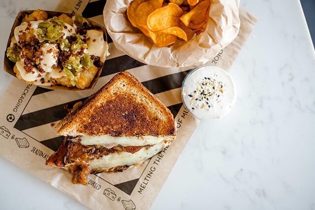 Go ahead and get Loaded Tots (Scratch Made Cheese Sauce, @prbutcher Bacon Bits &amp; Pickled Jalape&ntilde;o Relish) AND House-Made Sweet Potato Chips &amp; French Onion Dip w Everything Spice. You&rsquo;ll say you&rsquo;re gonna share... no judgment