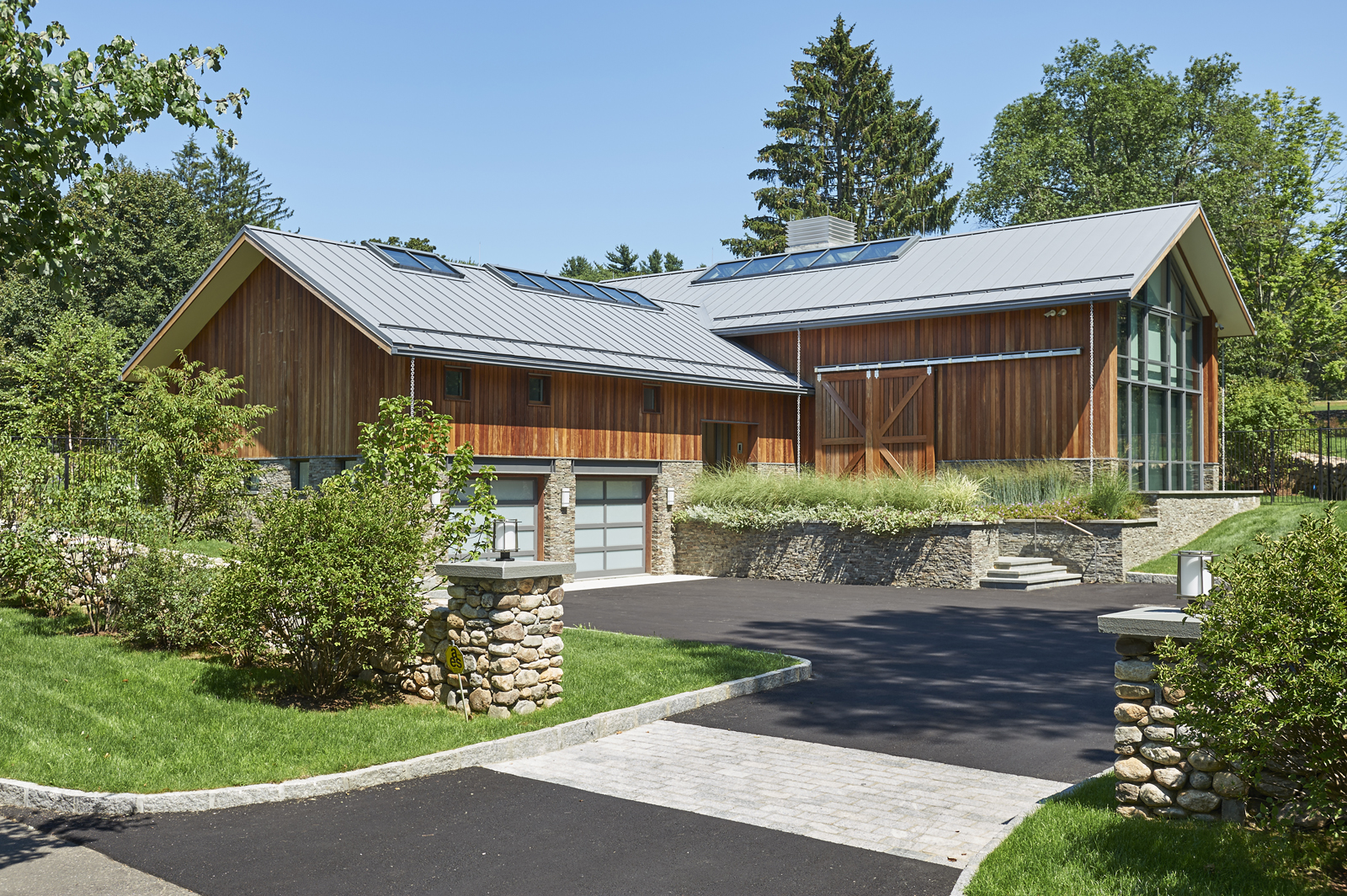 Contemporary-new-construction-front-wood-new-canaan-ct-exterior-w.jpg