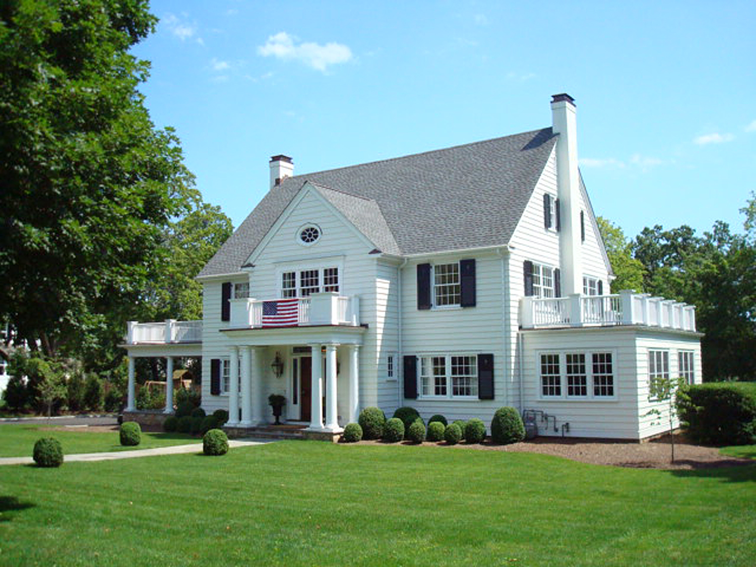 Renovation-colonial-front-old-greenwich-ct-exterior-w.jpg