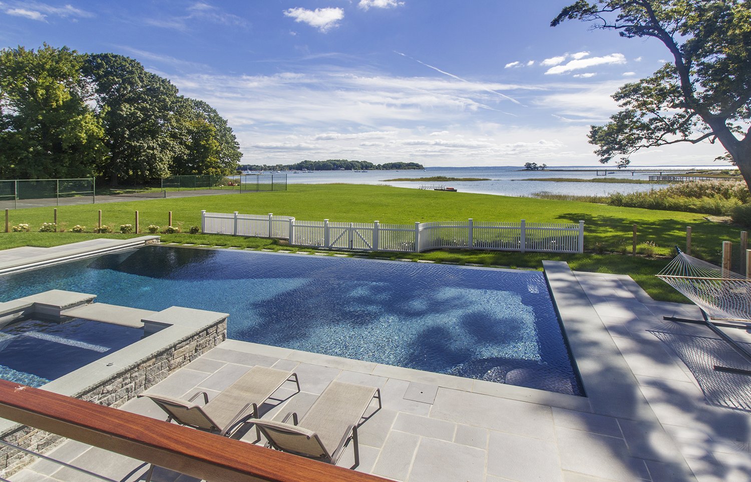 Davenport-Contracting-Waterfront-Custom-Home-Pool-NYC-Skyline-Greenwich-CT