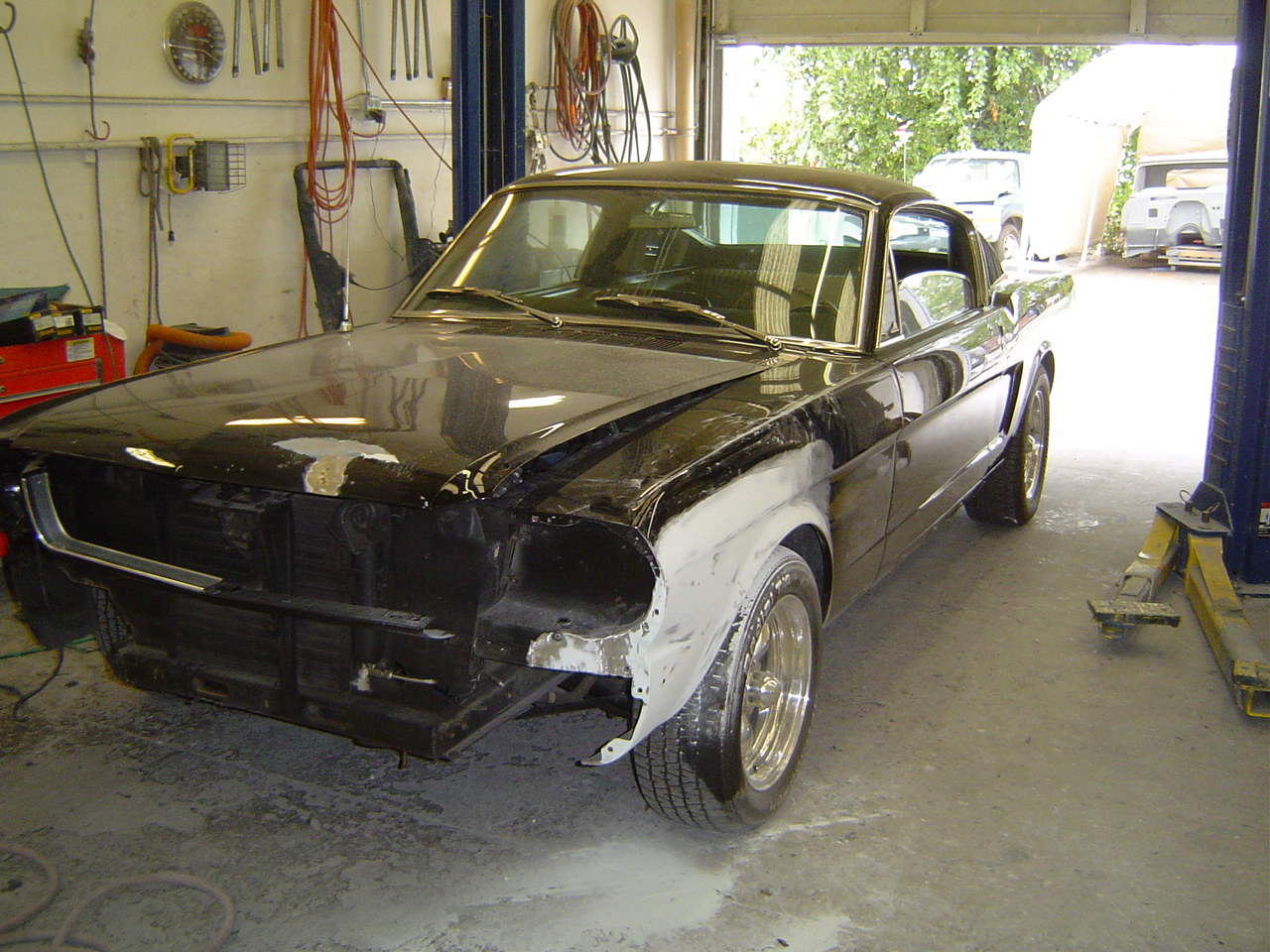 66 Mustang fender repair.JPG