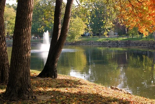 Leclaire Park.jpg