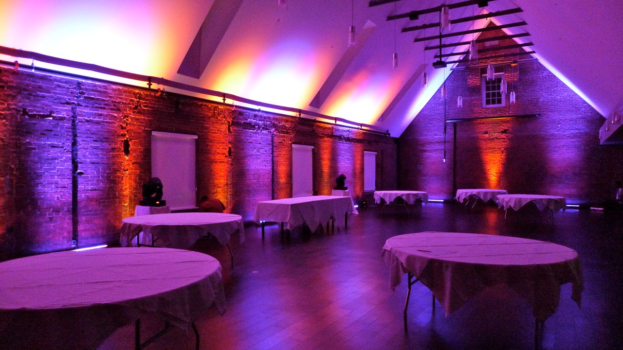 Uplighting 1.jpg
