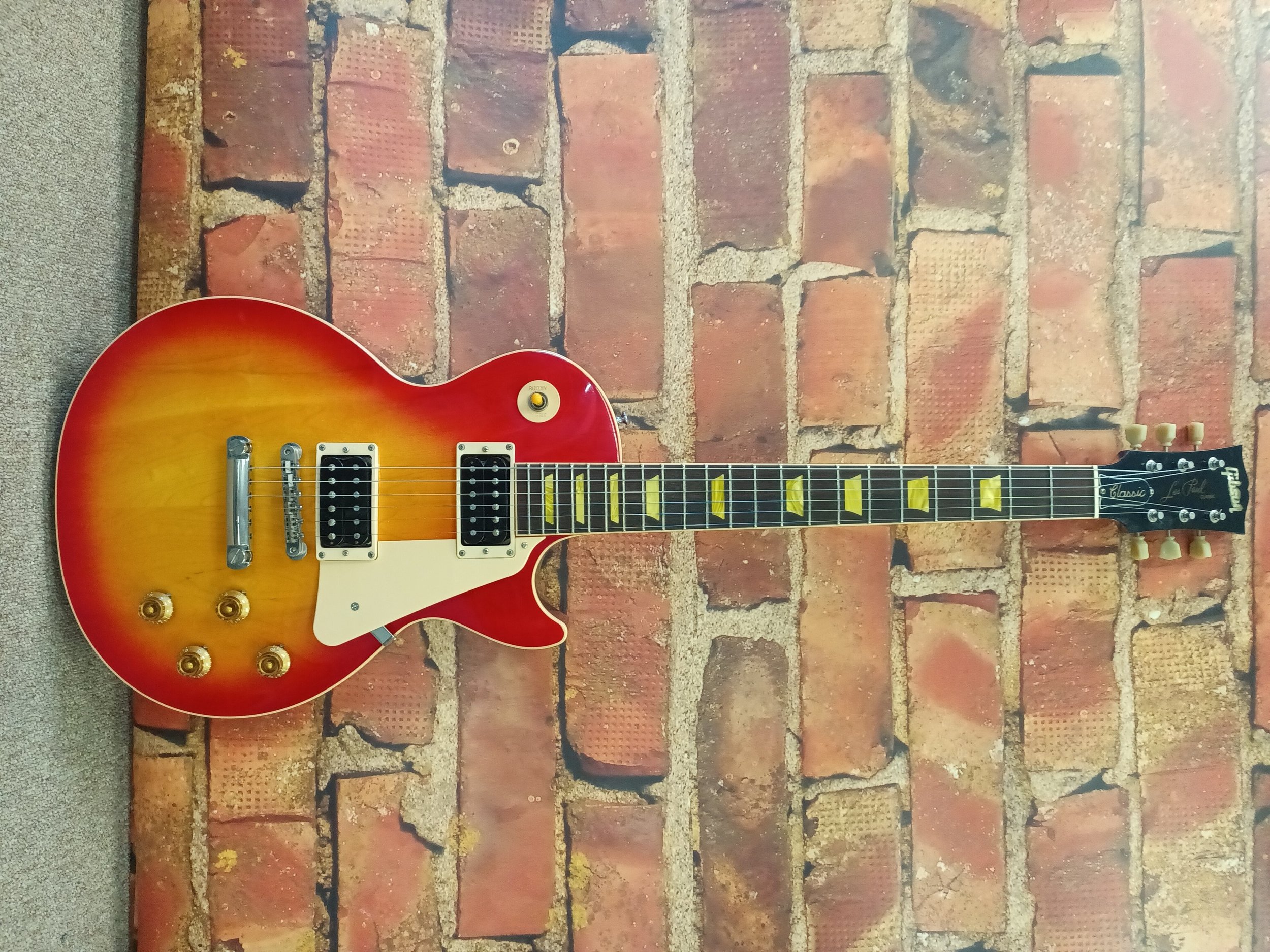 LPClassicCherryBurst-2.jpg