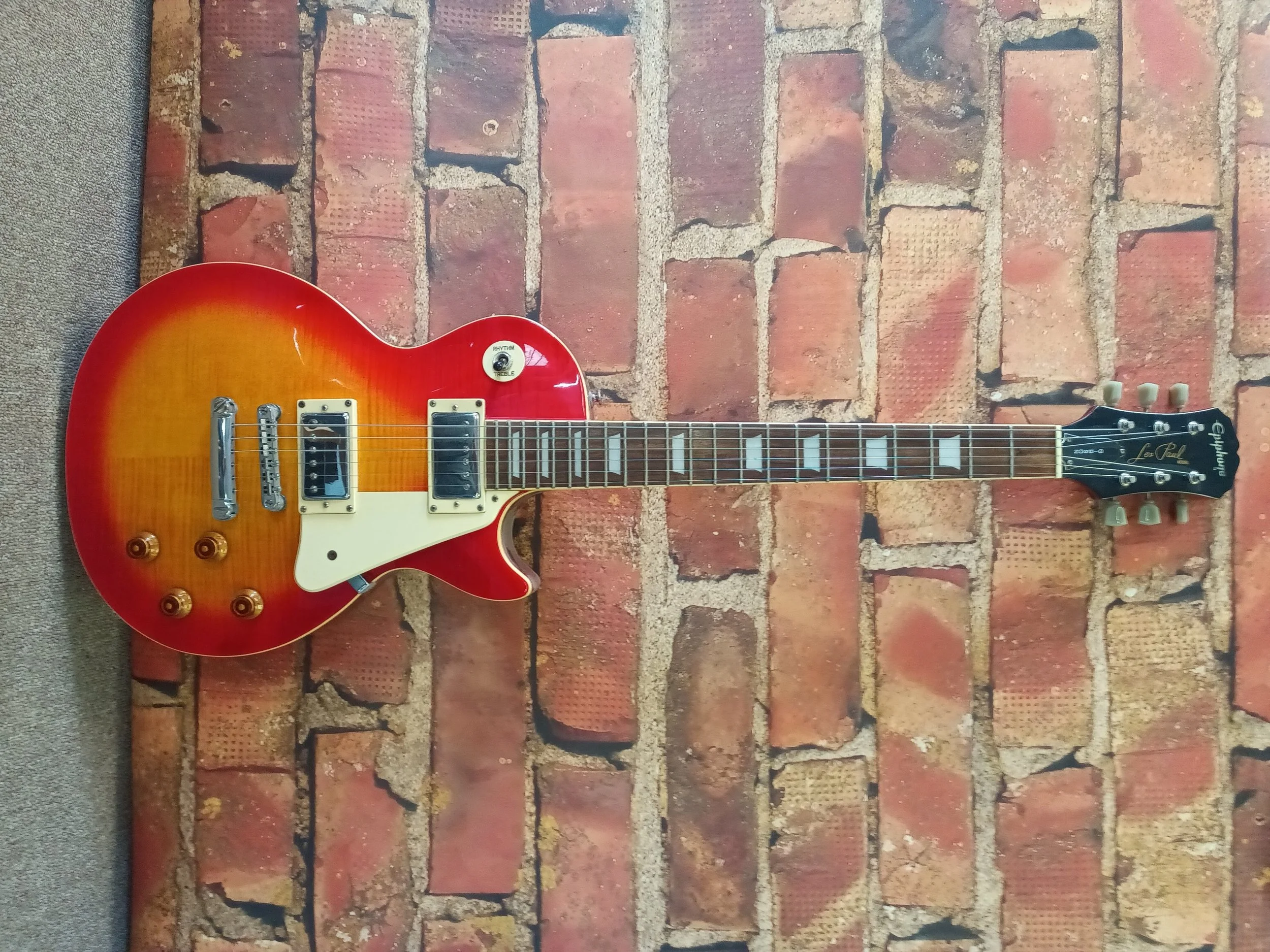 Guitar12.jpg