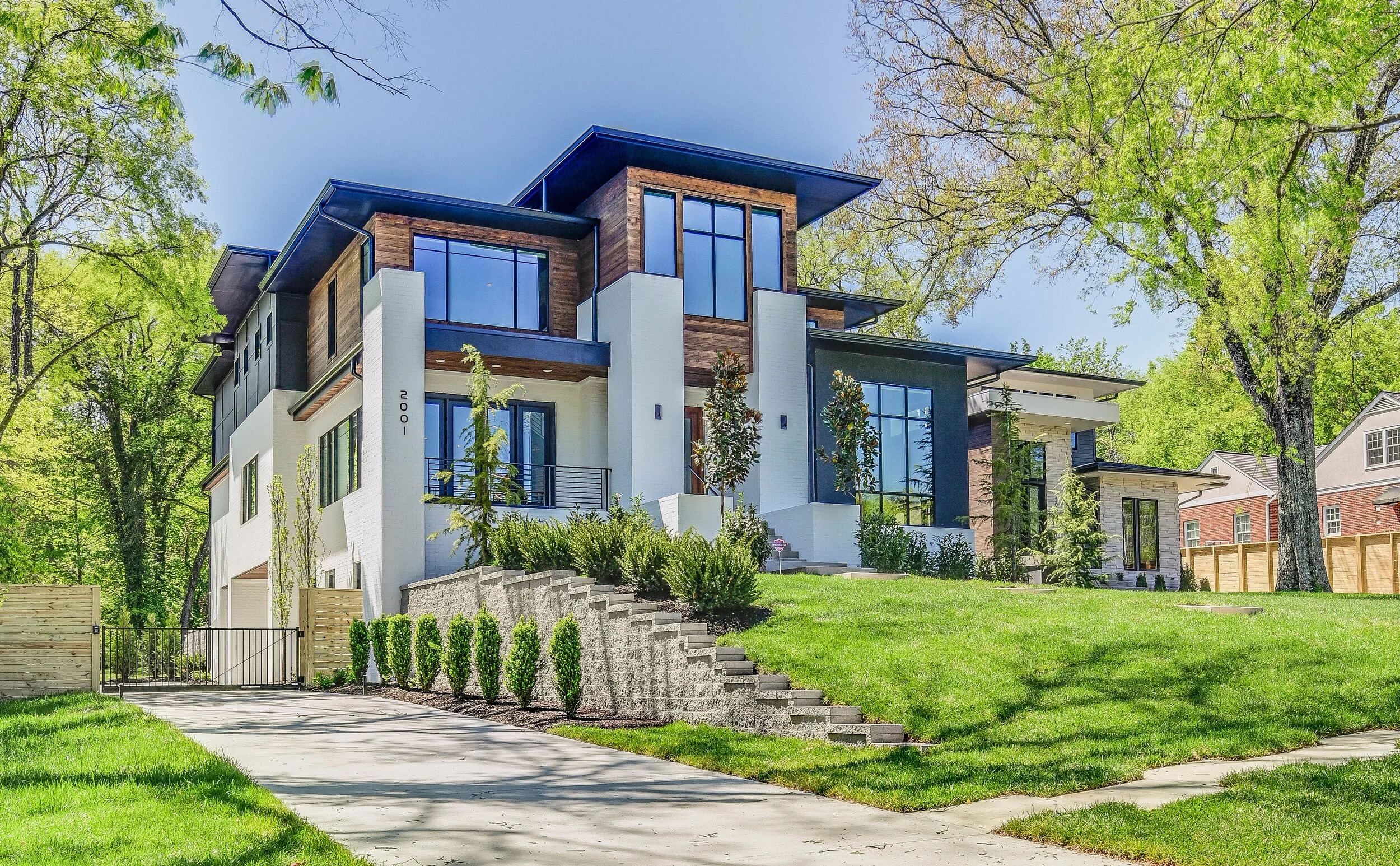 Modern Houses Designed For Contemporary People August House Co.