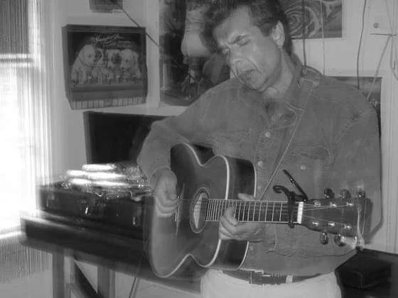 Doc Zig singing
