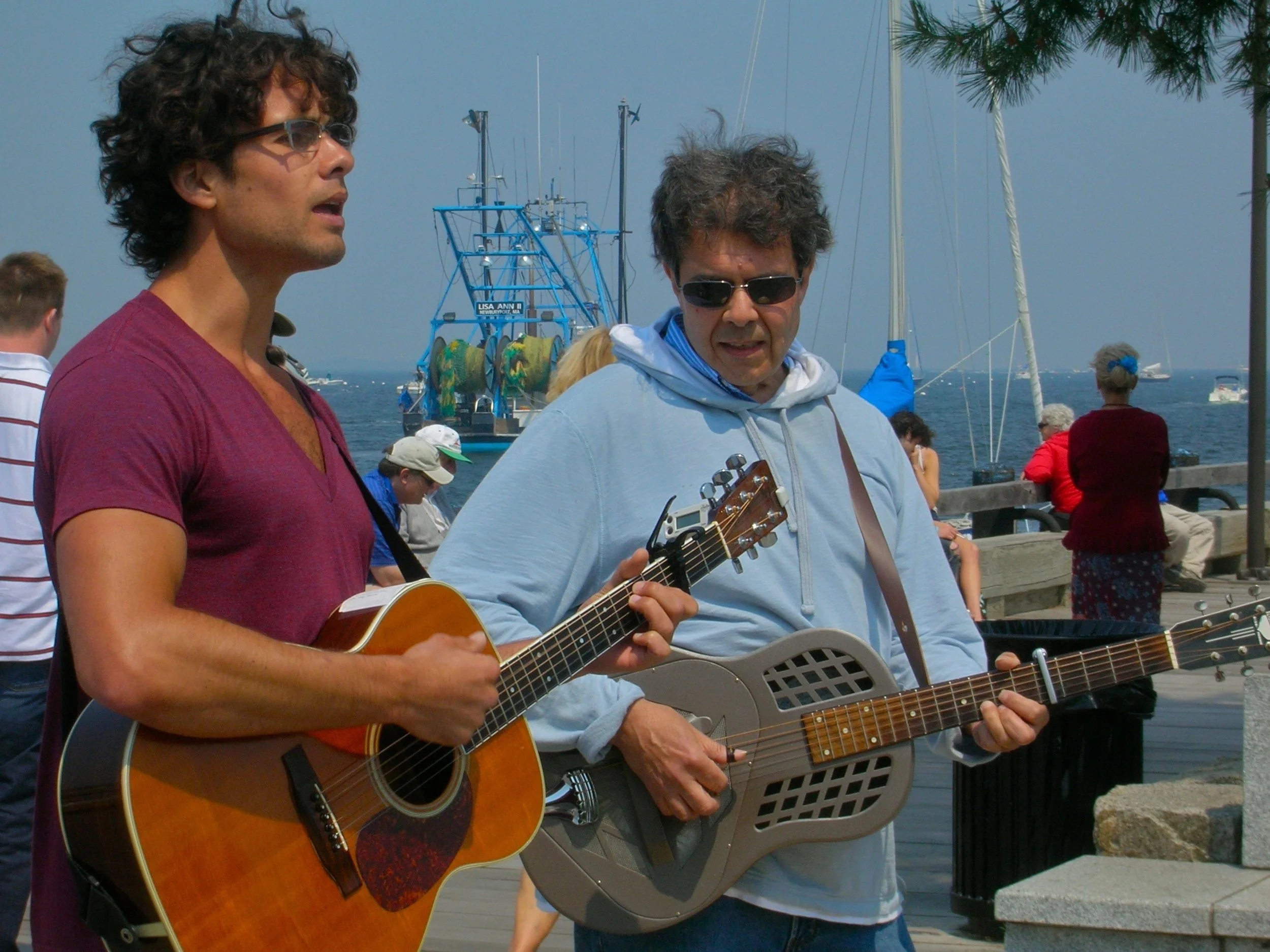 Doc Zig and Benny Z busking on the Newburyport waterfront