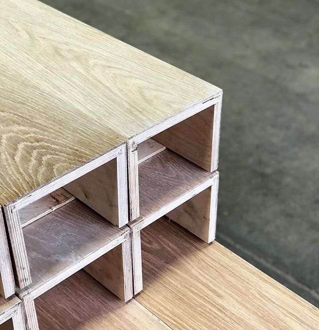 Custom 6 x 8, 8 x 8, 8 x 10, 10 x 10, and 10 x 12 White Oak Engineered Box Beams being made here @oindcorp
-
#oindcorp #premiumwoodproducts #boxbeams #whiteoak