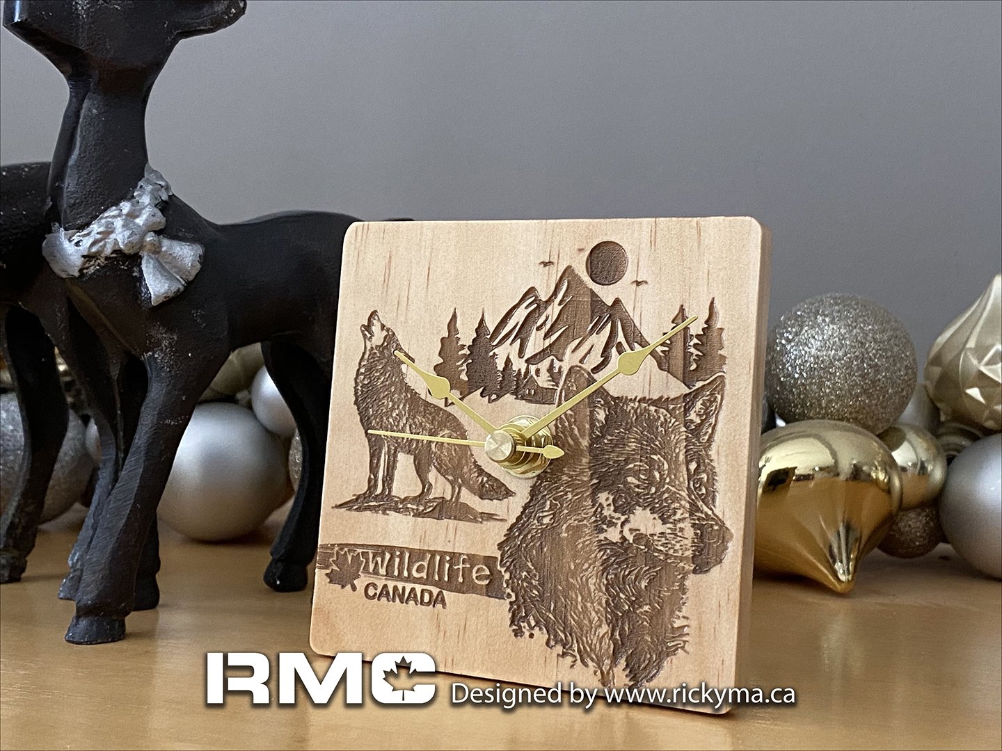 Clock-wild-square-wolf.jpg
