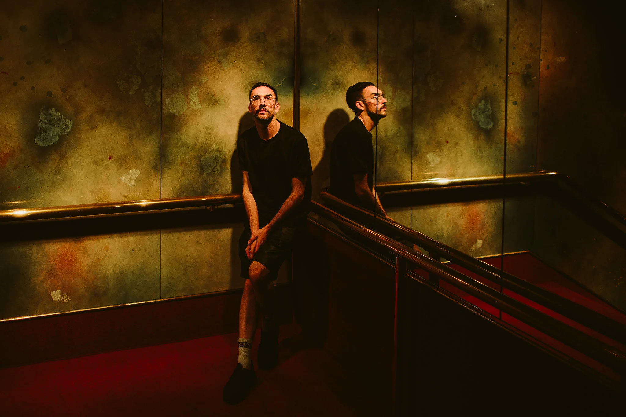 10Apr-HarryattheArtsCentre-114.jpg