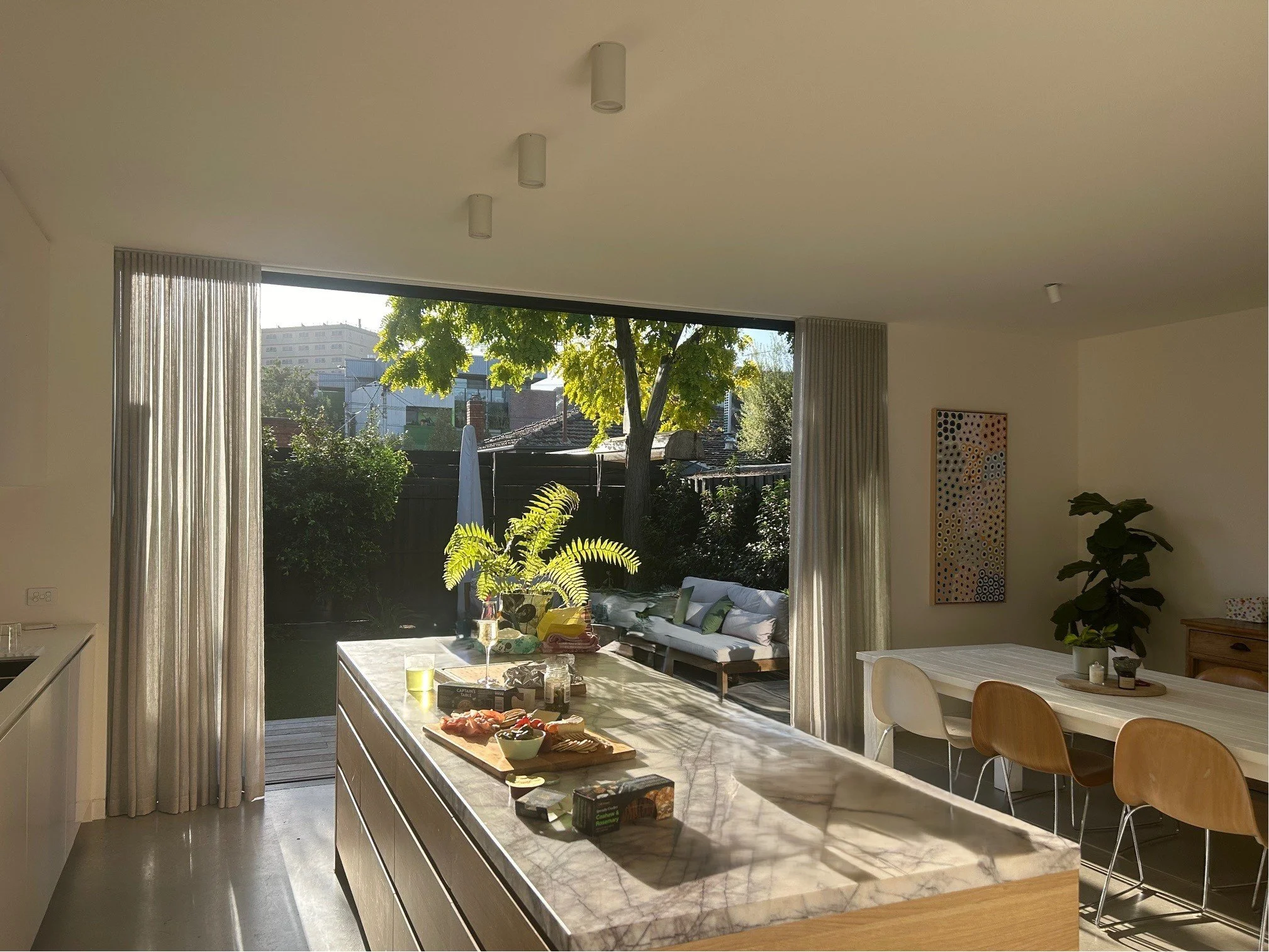 modern-house-renovation-period-style-st-kilda-east-melbourne-saaj-design-architecture-interior-kitchen-alfresco.jpg