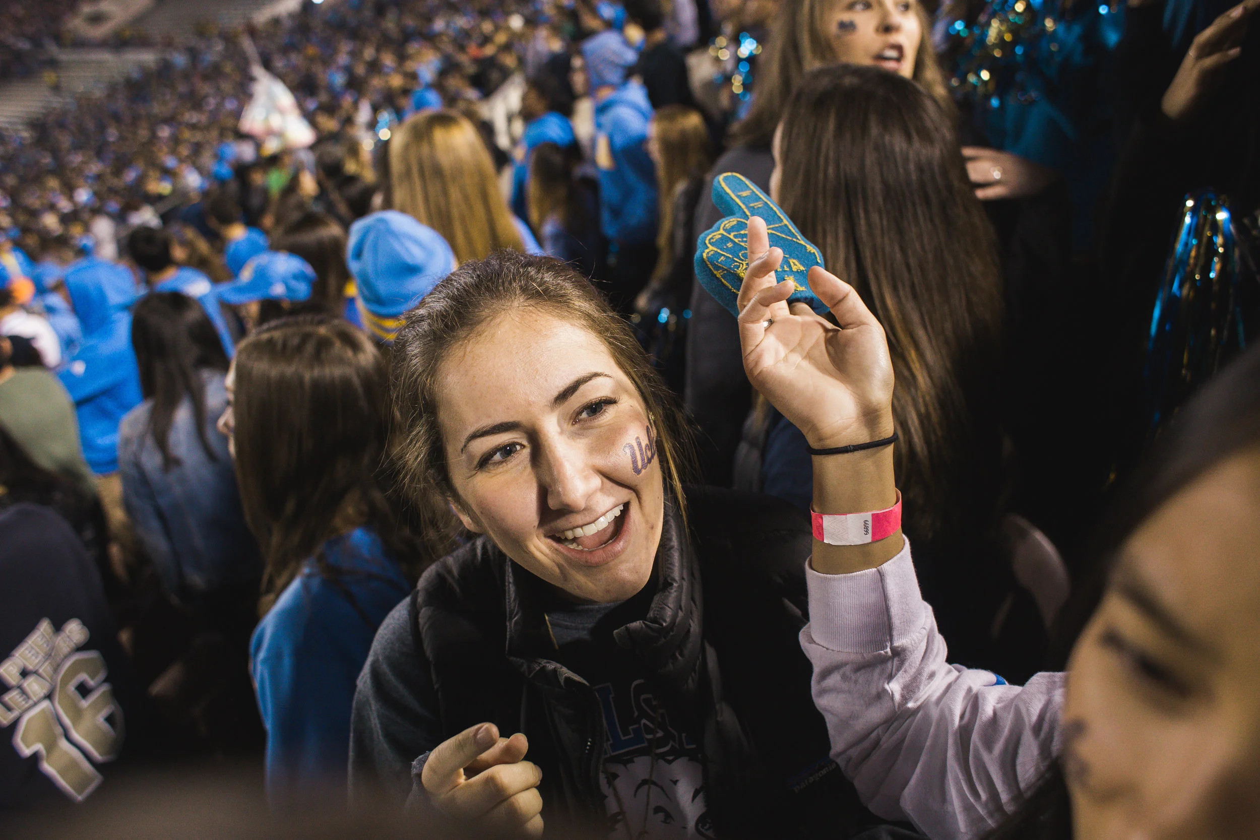 UCLA USC Game Blog-27.jpg