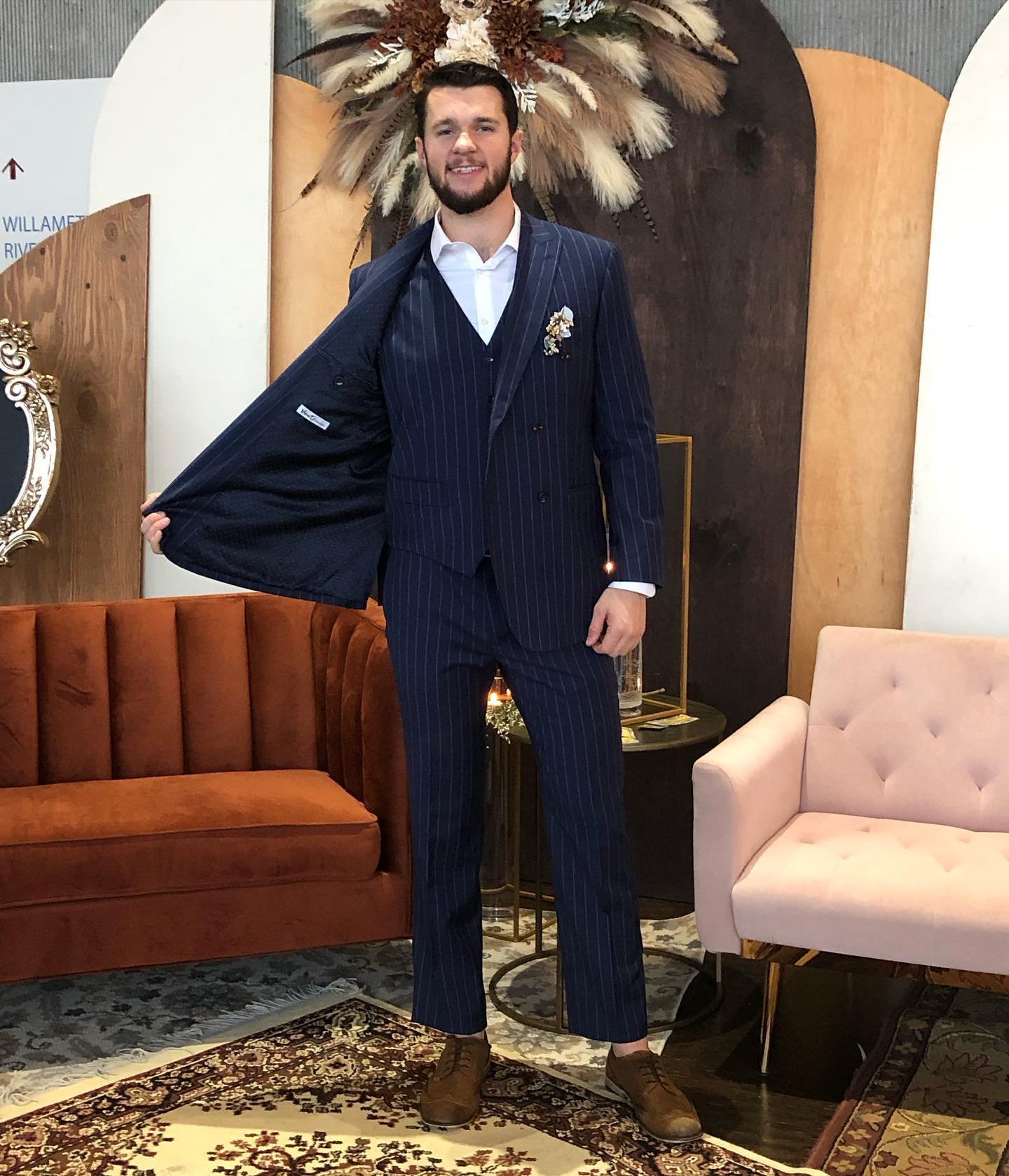 Bespoke custom design suit 