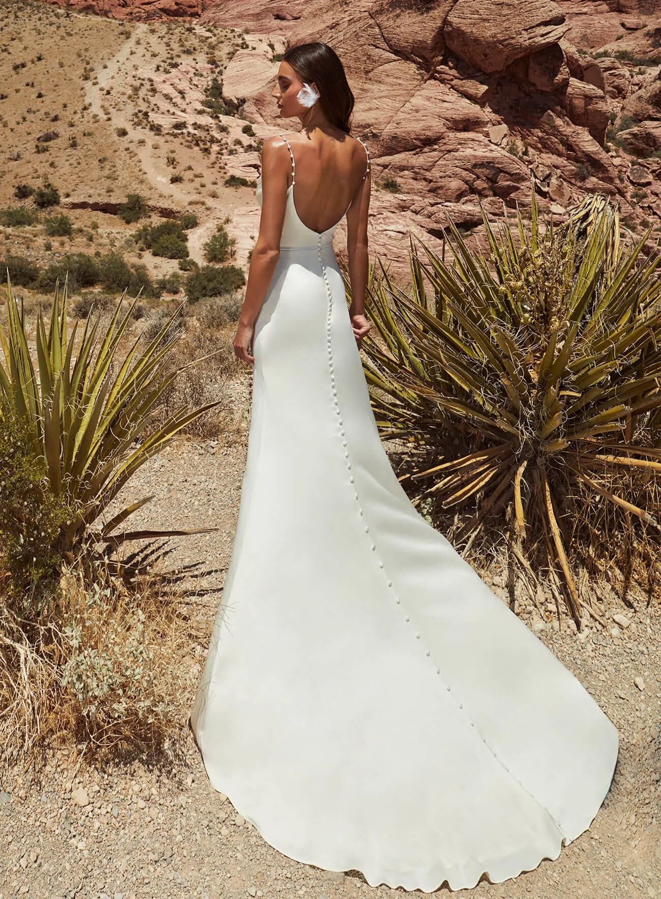 LP2408-Malaika-Simplistic-Backless-Wedding-Dress-with-Spaghetti-Straps-and-Slit3.jpg
