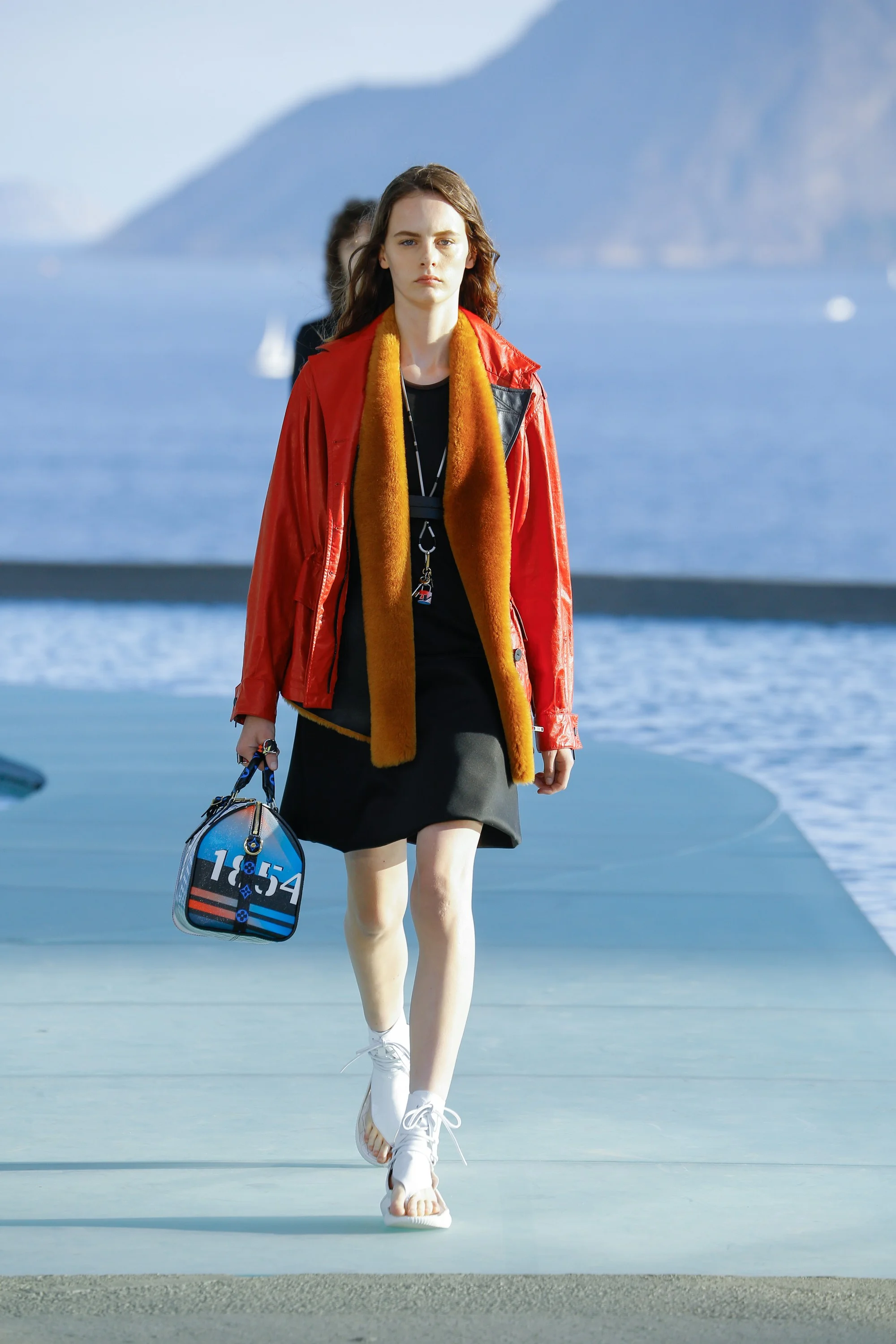 Louis Vuitton Resort 2017 π DNAMAG.co