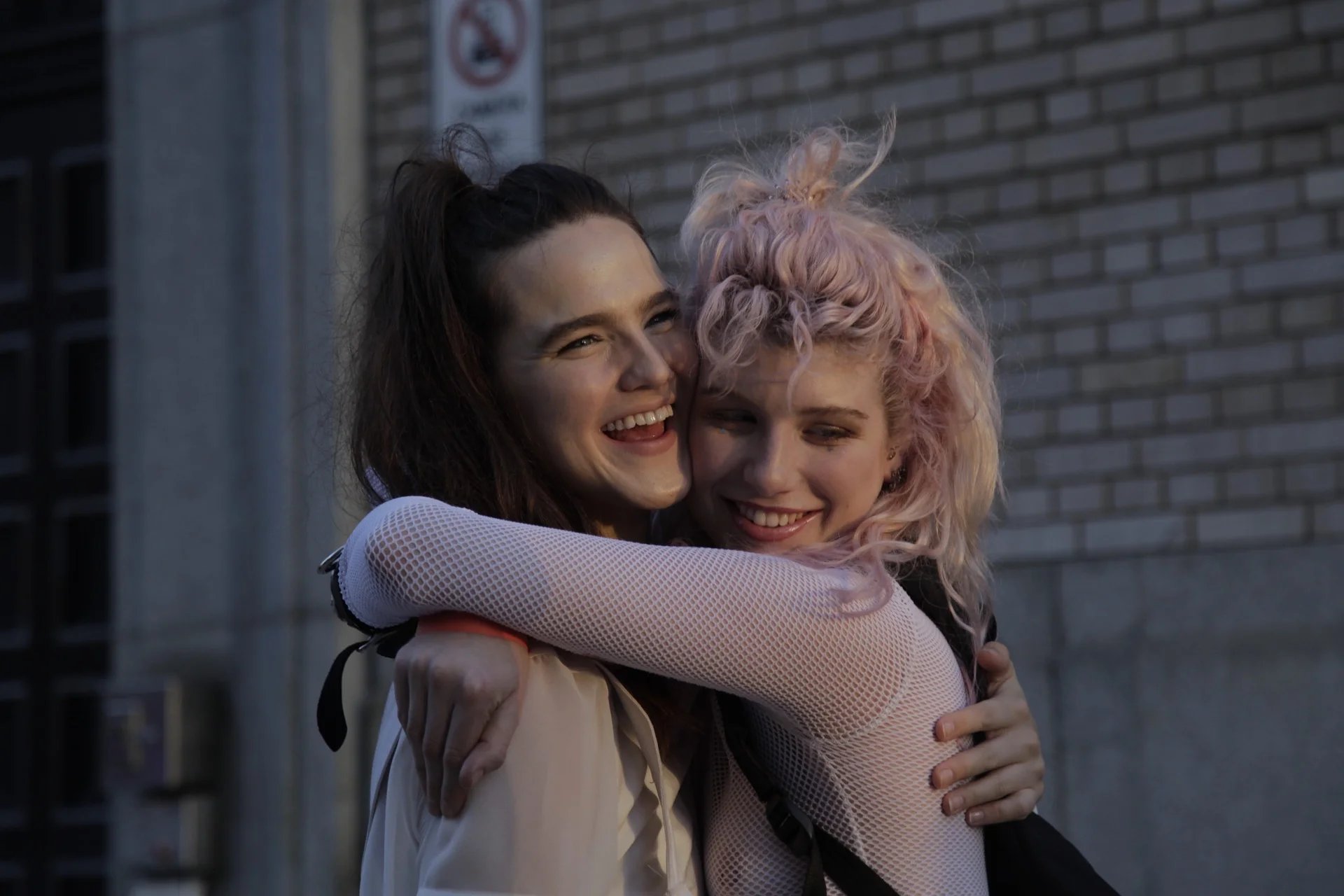 Cool kids NYFW 🍒 DNAMAG