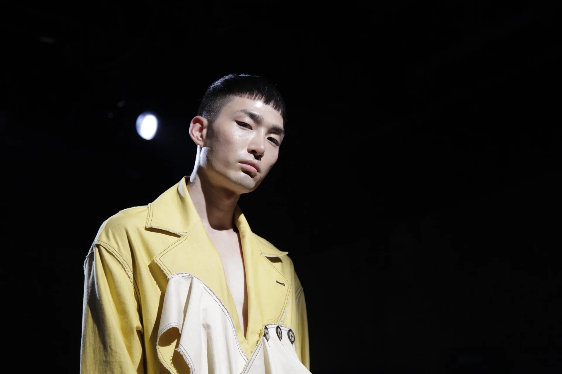 NYFW Claudia Li SS17 via DNAMAG