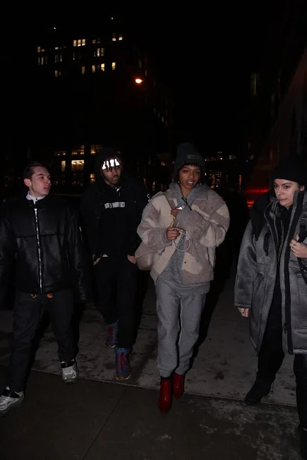 Streetstyle happens NYFW FW17 via DNAMAG