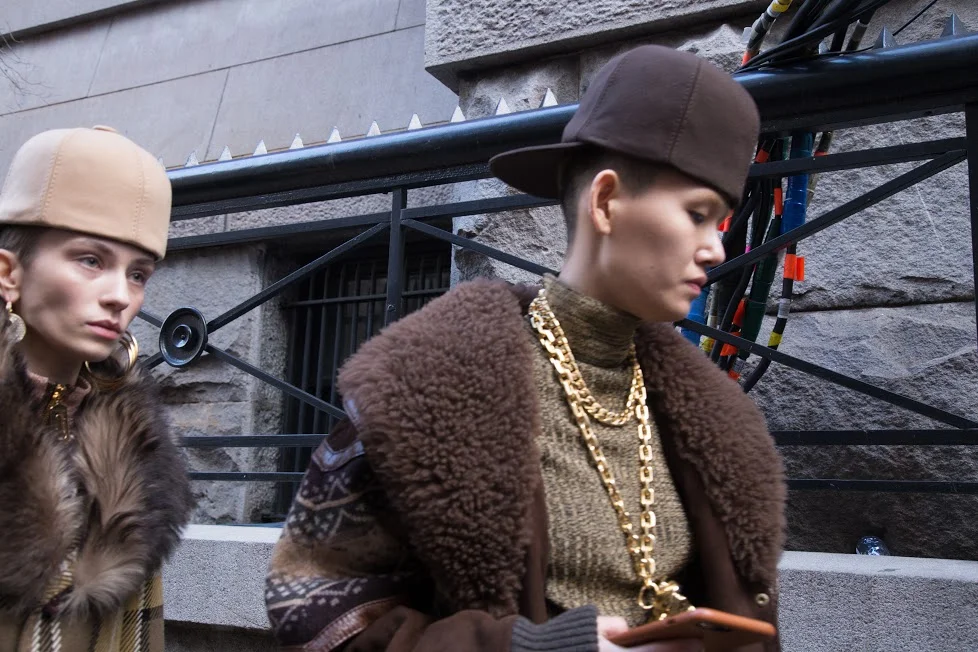 Marc Jacobs FW17 Hip-Hop Evolution via DNAMAG