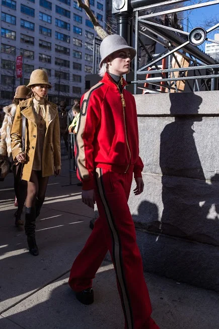 Marc Jacobs FW17 Hip-Hop Evolution via DNAMAG