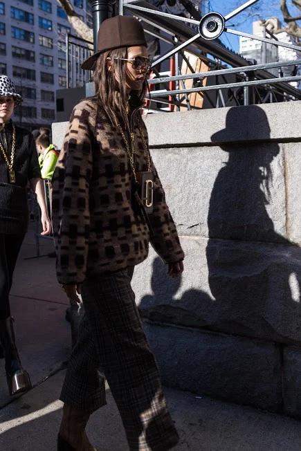Marc Jacobs FW17 Hip-Hop Evolution via DNAMAG