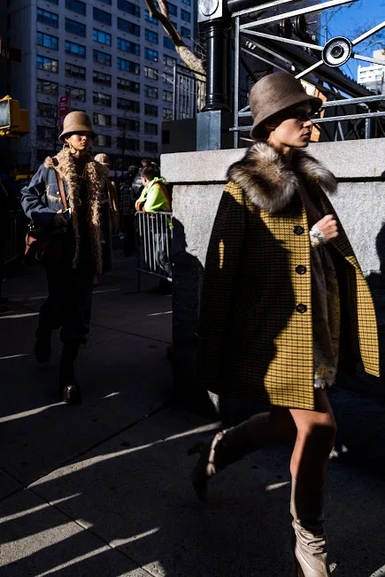 Marc Jacobs FW17 Hip-Hop Evolution via DNAMAG