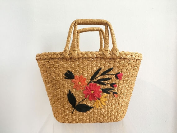Straw Bags for Schlepping 🌻 — DNAMAG