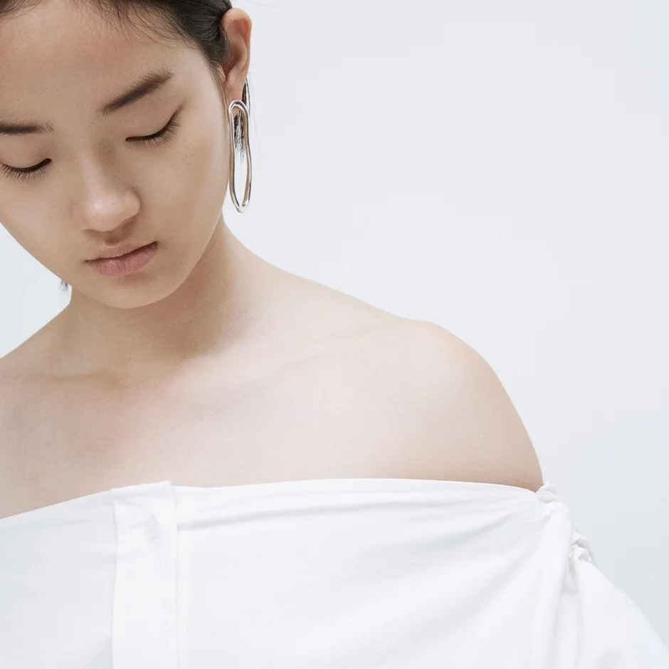 What We Want: Crisp White Shirt 