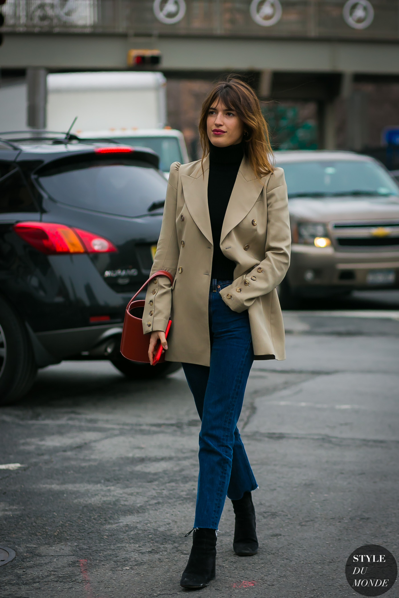French Girl Street Style