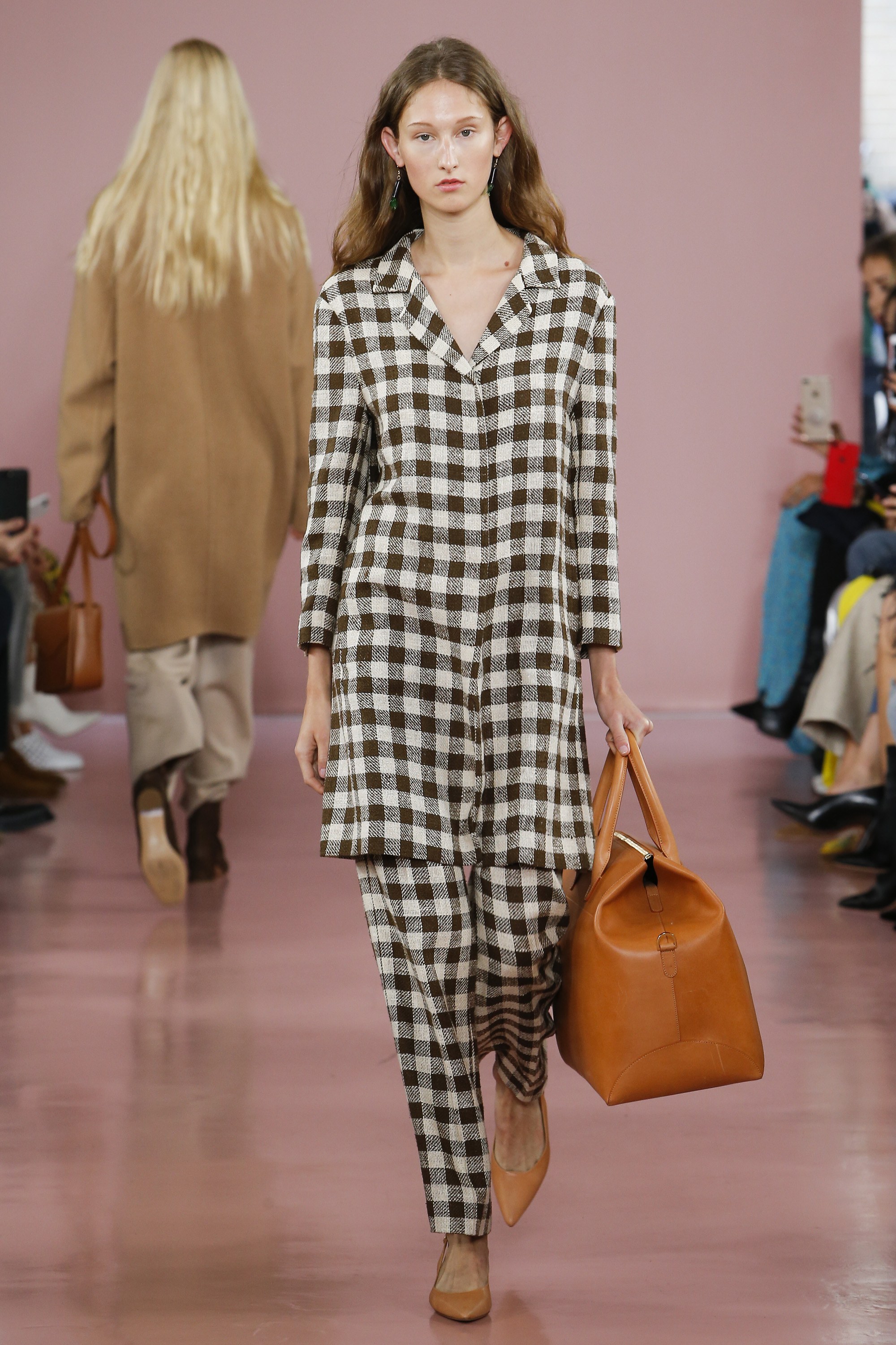 NYFW Mansur Gavriel SS18 via DNAMAG