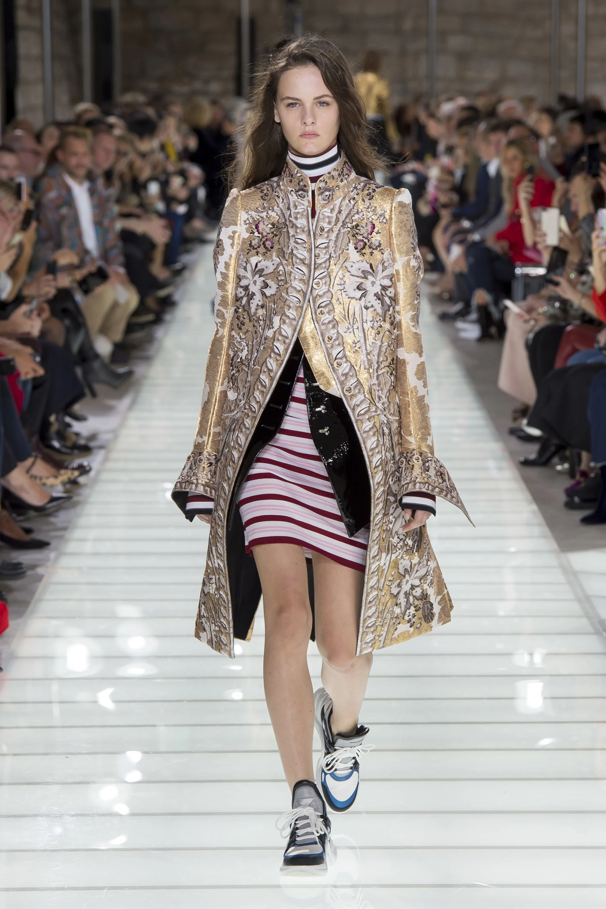 Louis Vuitton Spring 2018 via DNAMAG