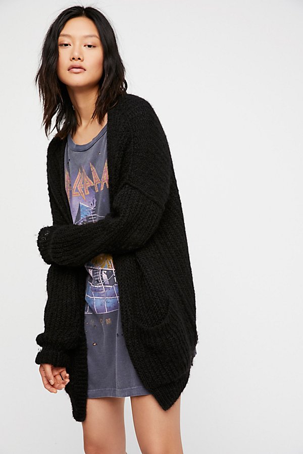 Fall's cozy cardi via DNAMAG