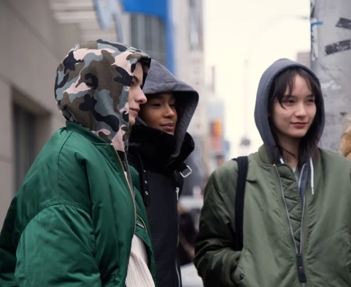 Winter #ootd: Girls in the Hood // DNAMAG (photo: @alinevelter)