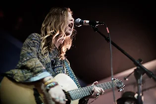 Female musicians to know: Mayya & The Revolutionary Hell Yeah! // DNAMAG