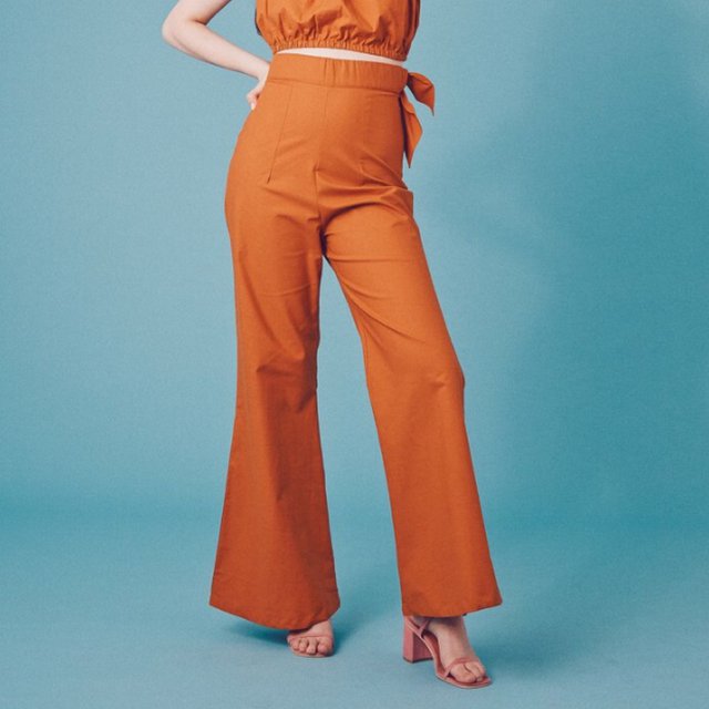 Shop @samanthapleet on Depop // DNAMAG