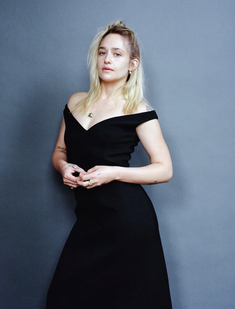 Interview With Artist/Actress Jemima Kirke — DNAMAG